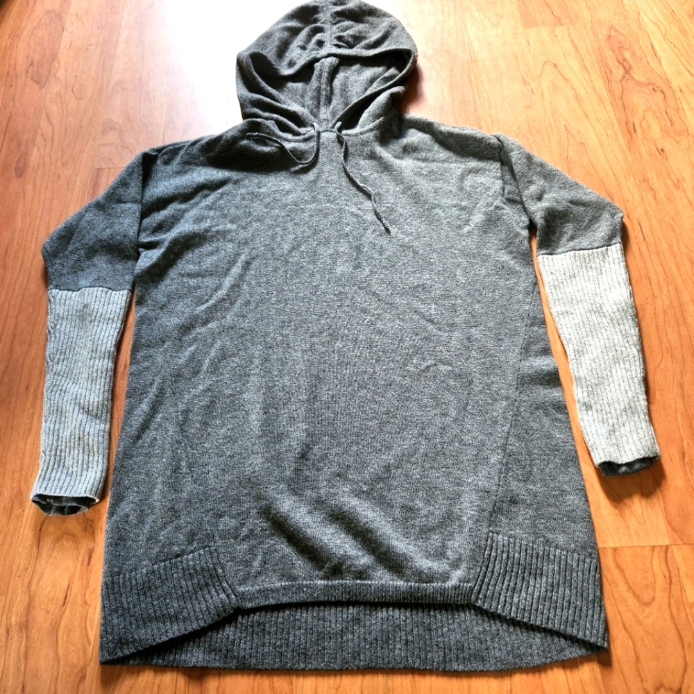 ATHLETA Nopa Sweater 100% Merino Wool